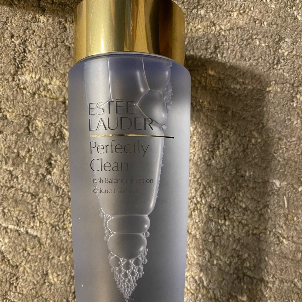 Estée Lauder toner